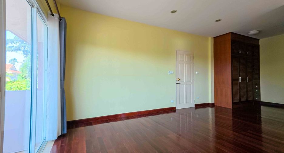 Casa en venta de 3 habitaciones en Sattahip, Chonburi