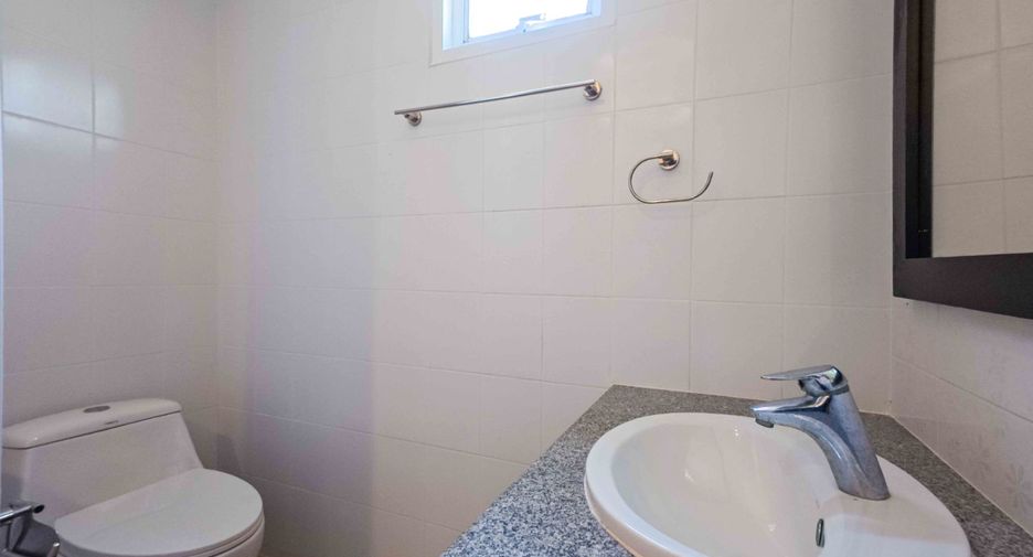 Casa en venta de 3 habitaciones en Sattahip, Chonburi