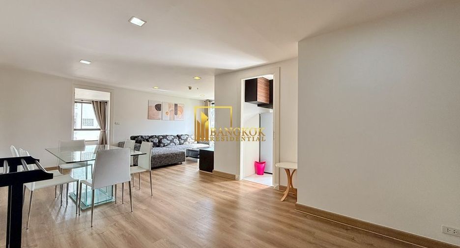 For rent 2 bedrooms condo in Watthana, Bangkok
