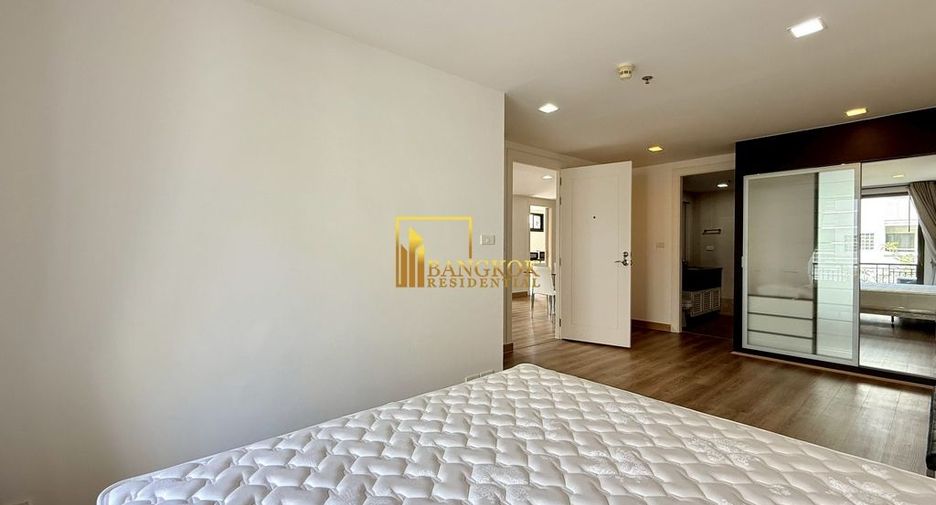 For rent 2 bedrooms condo in Watthana, Bangkok