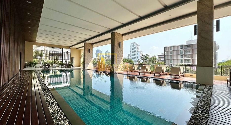 For rent 2 bedrooms condo in Watthana, Bangkok