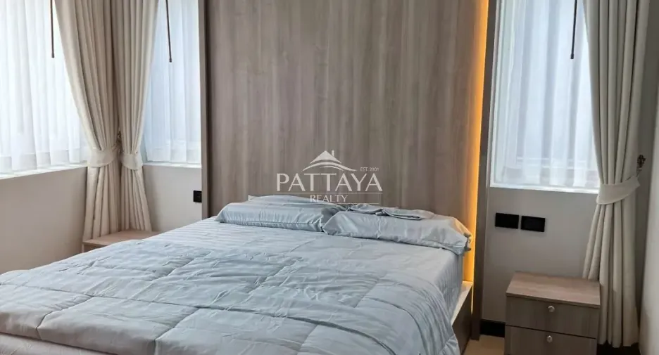 Villa zum Kauf mit 5 Zimmer in Bang Lamung, Chonburi