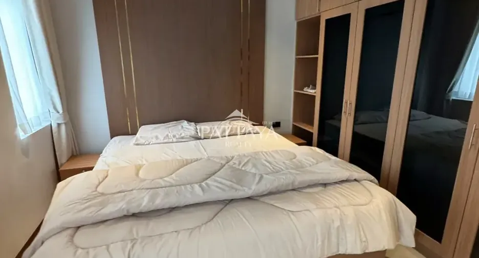 Villa zum Kauf mit 5 Zimmer in Bang Lamung, Chonburi
