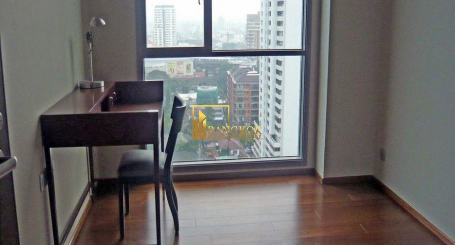 For rent and for sale 2 bedrooms condo in Watthana, Bangkok