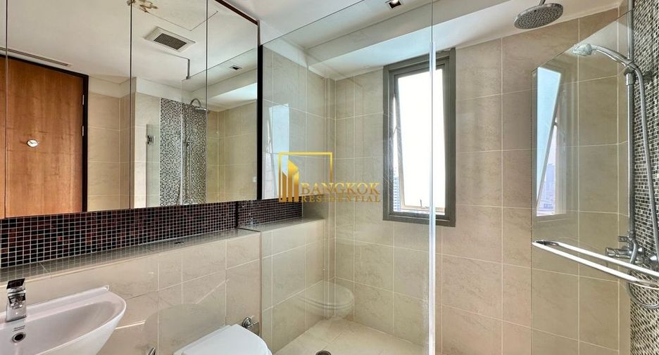 For rent and for sale 2 bedrooms condo in Khlong Toei, Bangkok