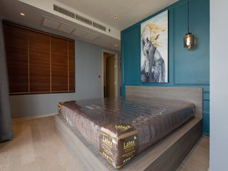For rent 2 bedrooms condo in Bang Rak, Bangkok