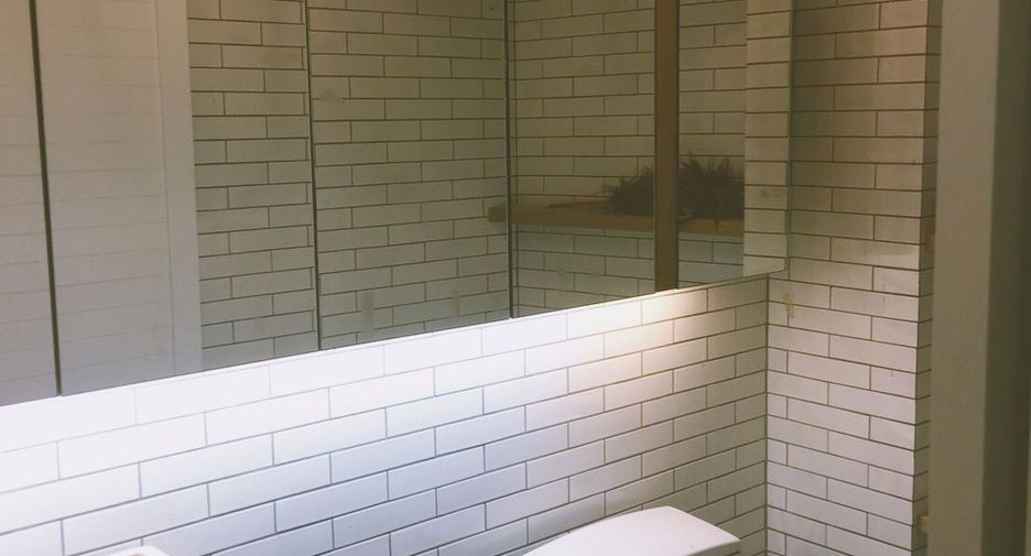 For rent 1 bed retail Space in Sathon, Bangkok