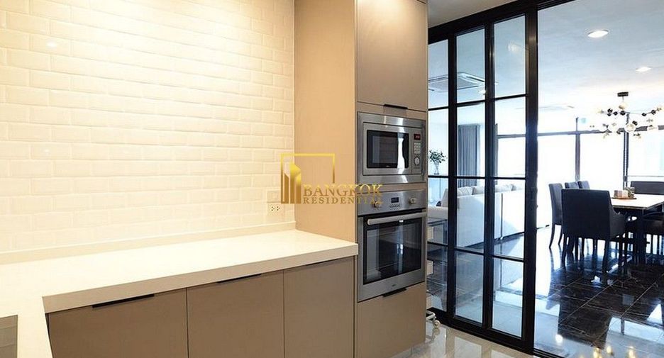 For rent そして for sale 3 ベッドルーム condo in Watthana, Bangkok