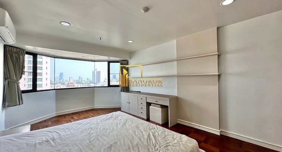Condo en alquiler y en venta de 2 habitaciones en Khlong Toei, Bangkok