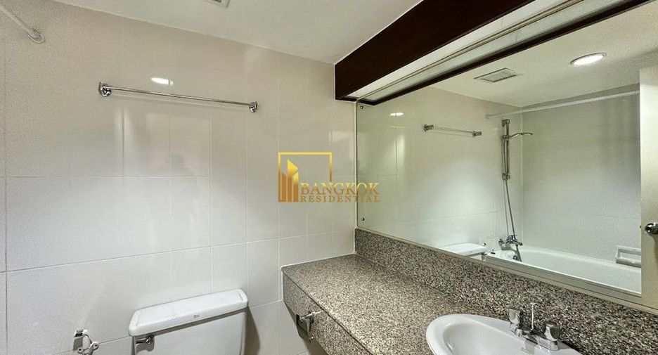 Condo en alquiler y en venta de 2 habitaciones en Khlong Toei, Bangkok