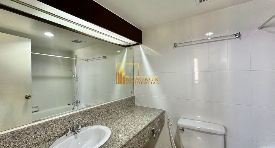 Condo en alquiler y en venta de 2 habitaciones en Khlong Toei, Bangkok