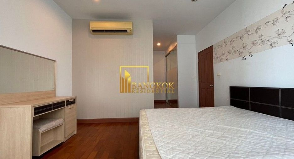 For rent そして for sale 2 ベッドルーム condo in Khlong Toei, Bangkok