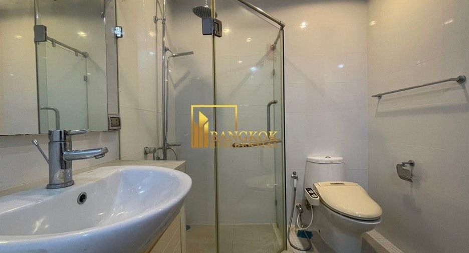 For rent そして for sale 2 ベッドルーム condo in Khlong Toei, Bangkok