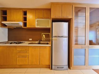 Condo en alquiler y en venta de 3 habitaciones en Watthana, Bangkok