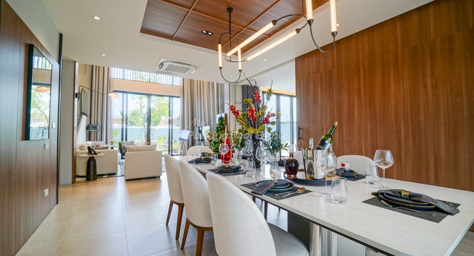 For sale 4 bedrooms villa in Bang Lamung, Chonburi