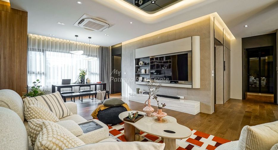 For sale 4 bedrooms villa in Bang Lamung, Chonburi