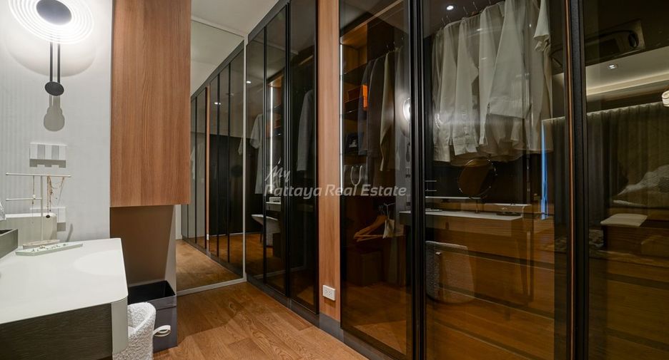 For sale 4 bedrooms villa in Bang Lamung, Chonburi