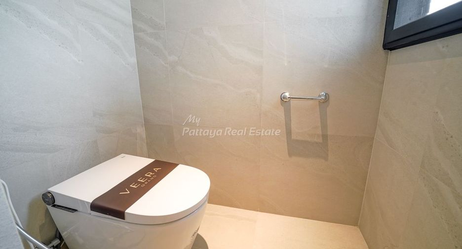 For sale 4 bedrooms villa in Bang Lamung, Chonburi