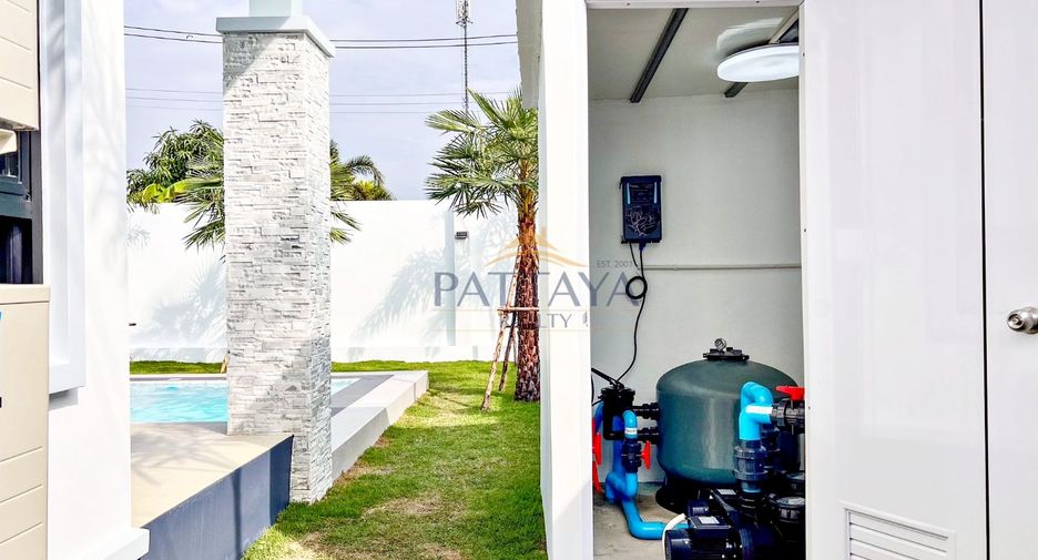 For sale 3 bedrooms villa in Bang Lamung, Chonburi