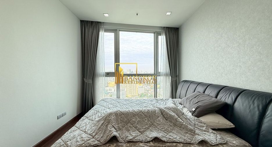 For rent 2 bedrooms condo in Khlong Toei, Bangkok