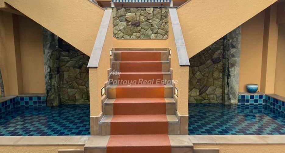 Villa en venta de 4 habitaciones en Bang Lamung, Chonburi
