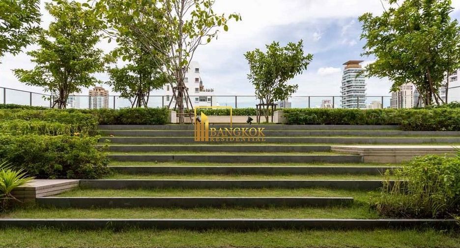 For rent and for sale 2 bedrooms condo in Watthana, Bangkok