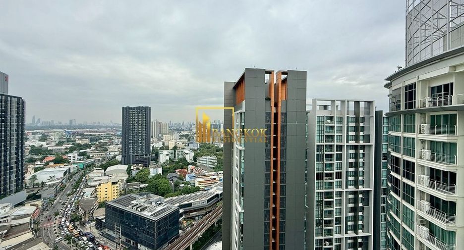For rent 2 bedrooms condo in Khlong Toei, Bangkok