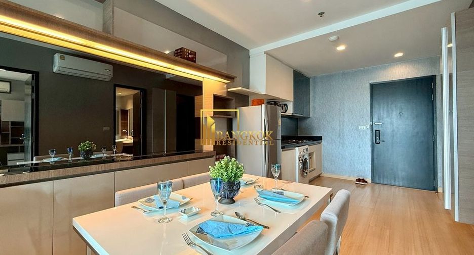 For rent 2 bedrooms condo in Khlong Toei, Bangkok