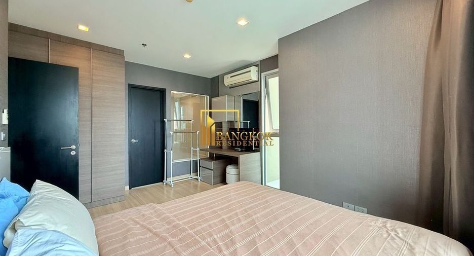 For rent 2 bedrooms condo in Khlong Toei, Bangkok