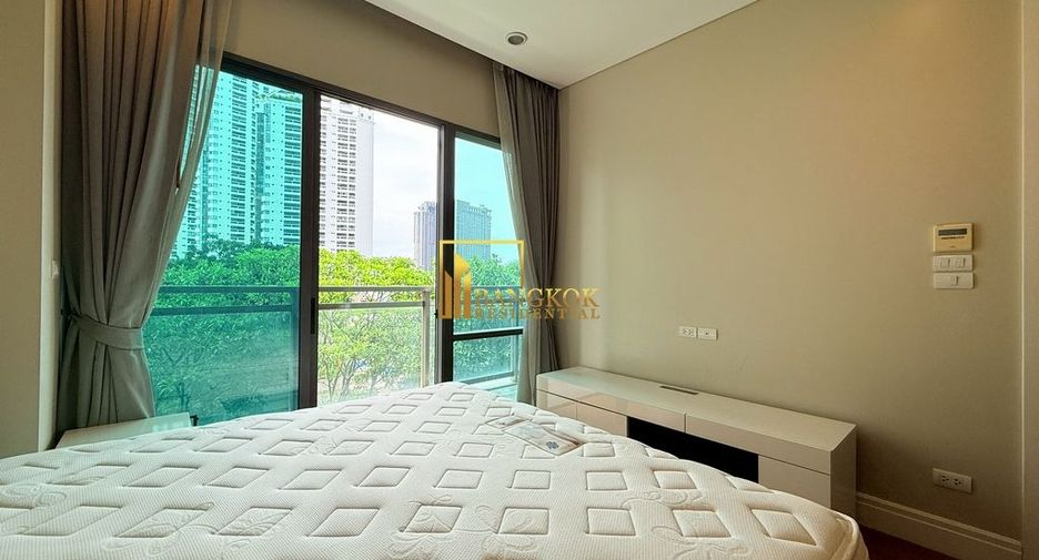 For rent 2 bedrooms condo in Khlong Toei, Bangkok
