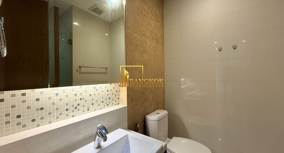 For rent 2 bedrooms condo in Khlong Toei, Bangkok