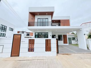 Аренда и продажа 5 спальни дом в Mueang Chiang Mai, Чианг Маи
