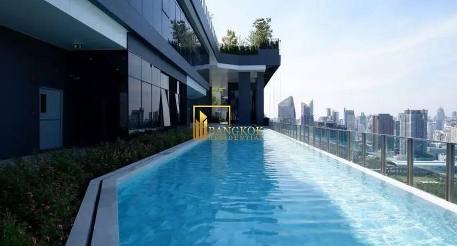For rent and for sale 2 bedrooms condo in Huai Khwang, Bangkok