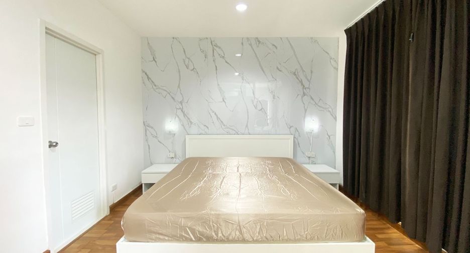 For rent and for sale 3 bedrooms townhouse in Suan Luang, Bangkok