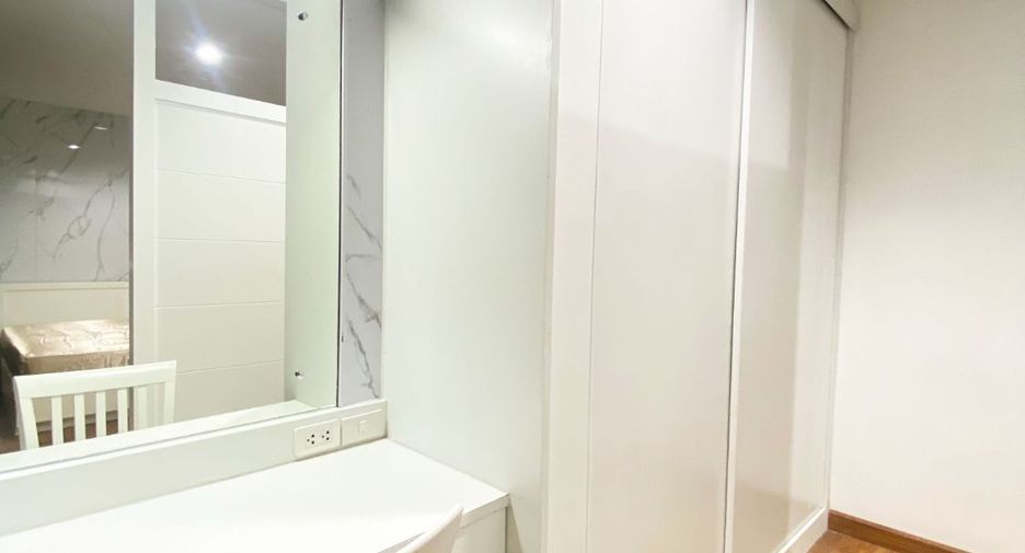 For rent and for sale 3 bedrooms townhouse in Suan Luang, Bangkok