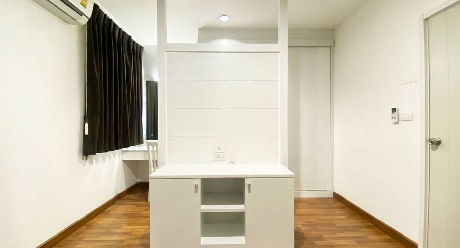 For rent and for sale 3 bedrooms townhouse in Suan Luang, Bangkok