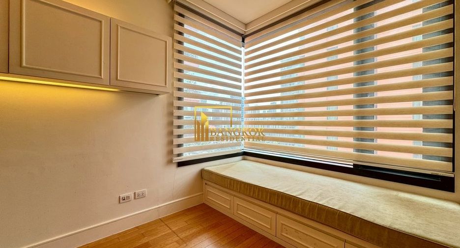 For rent and for sale 2 bedrooms condo in Khlong Toei, Bangkok