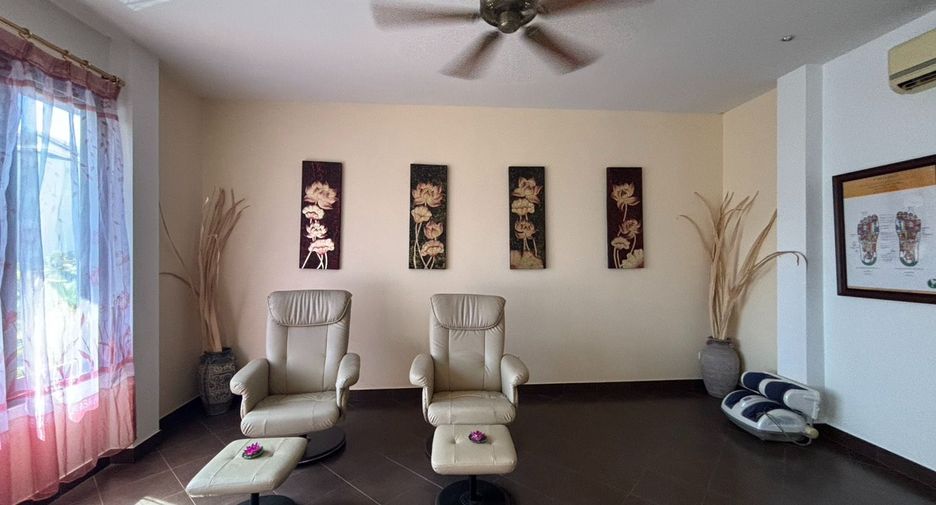 For sale 1 bed condo in Mueang Rayong, Rayong