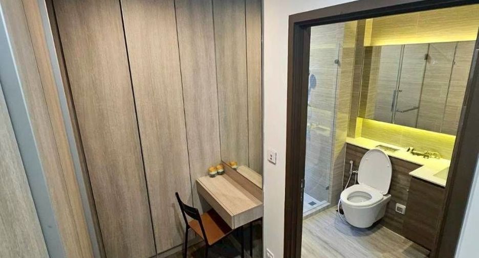 For sale 2 bedrooms condo in Bang Na, Bangkok