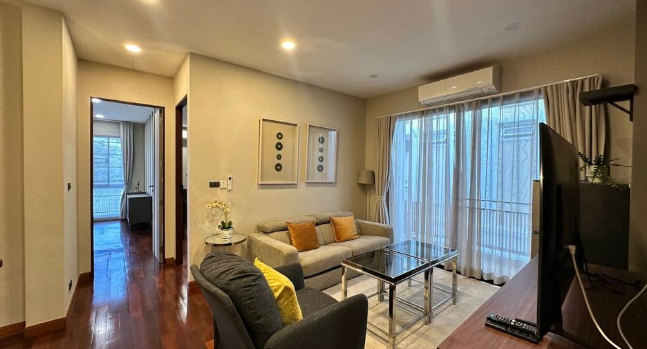 For rent 3 bedrooms house in Watthana, Bangkok