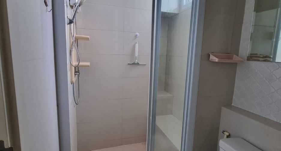 For rent 2 bedrooms condo in Mueang Phuket, Phuket