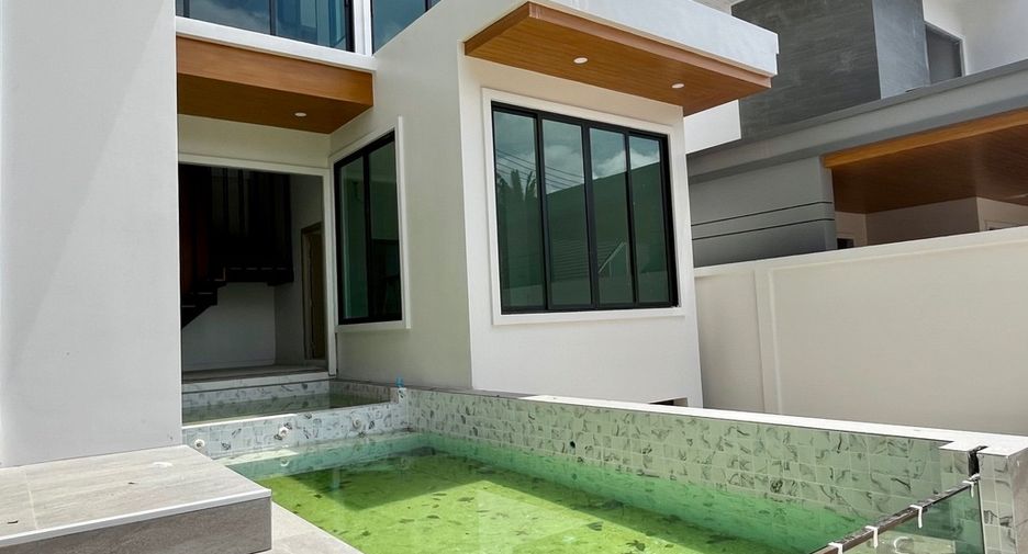 For sale 4 bedrooms villa in Mueang Krabi, Krabi