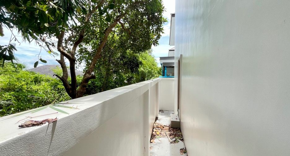 For sale 4 bedrooms villa in Mueang Krabi, Krabi