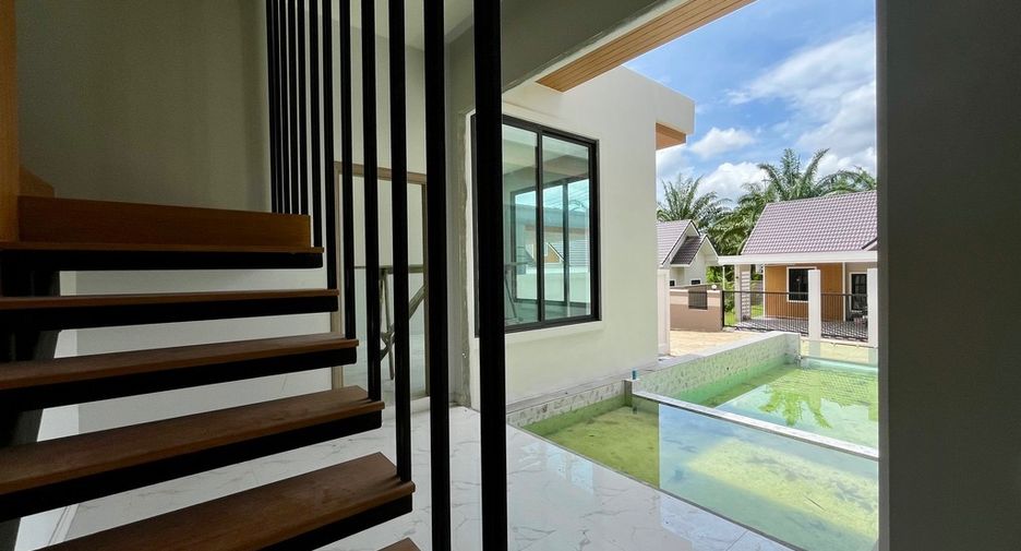 For sale 4 bedrooms villa in Mueang Krabi, Krabi