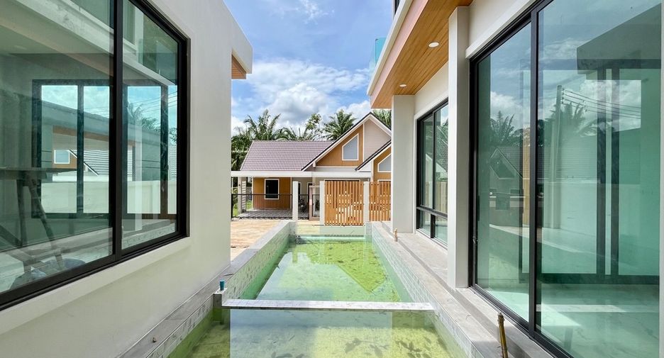 For sale 4 bedrooms villa in Mueang Krabi, Krabi