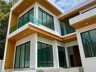 出售 4 卧室 别墅 在 Mueang Krabi, Krabi