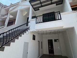 Reihenhaus zur Miete mit 7 Zimmer in Bang Na, Bangkok