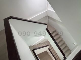 Reihenhaus zur Miete mit 7 Zimmer in Bang Na, Bangkok