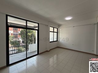 Reihenhaus zur Miete mit 7 Zimmer in Bang Na, Bangkok
