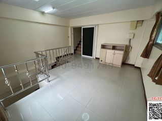 For rent 4 bedrooms retail Space in Wang Thonglang, Bangkok
